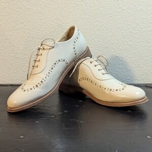 The Office of Angela Scott Mr Leopold Cream patent leather shoes, W 40/10